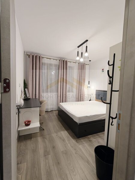 Piata Sudului Apartament 3 camere de inchiriat   Prima inchiriere  Totul Nou